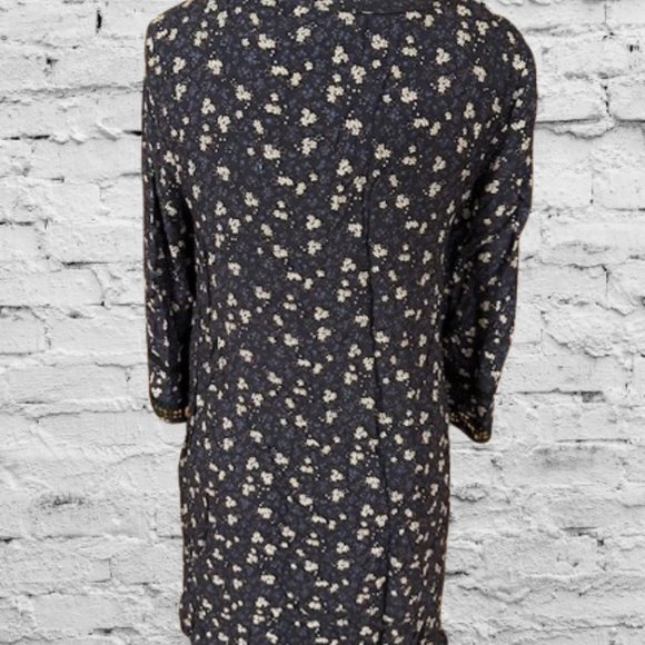 Blue Flowing Flower Print Dress with Long Sleeves - Picture 4 of 14